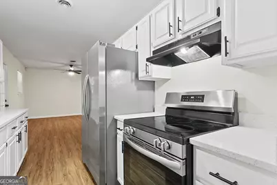 119 Colonial Road, Warner Robins, GA 31088 - Photo 9