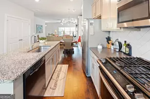 1267 Carbon Ct SE, Atlanta, GA 30316 - Photo 7