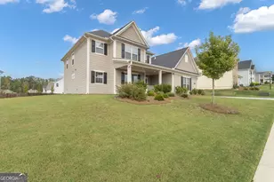 610 Napier Pass, Peachtree City, GA 30269 - Photo 3