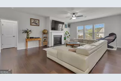 610 Napier Pass, Peachtree City, GA 30269 - Photo 13