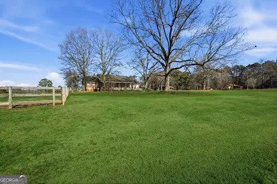 1013 Amber Stapp Studdard Road, Social Circle, GA 30025 - Photo 9