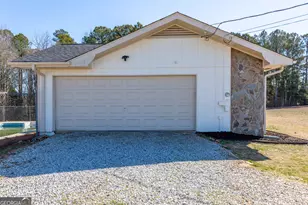 752 Jonathans Roost Rd, Williamson, GA 30292 - Photo 41