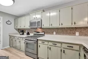 300 Briarwood Rd, Tyrone, GA 30290 - Photo 17