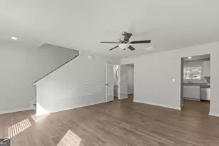 7238 Crestside Dr, Austell, GA 30168 - Photo 5