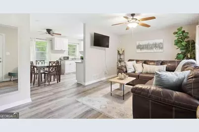 1082 Holly Cirlce, Forest Park, GA 30297 - Photo 3