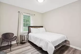 1082 Holly Cirlce, Forest Park, GA 30297 - Photo 9