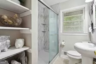 1082 Holly Cirlce, Forest Park, GA 30297 - Photo 11