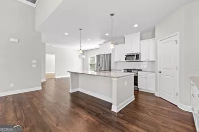 517 Lago Court, Lagrange, GA 30241 - Photo 11