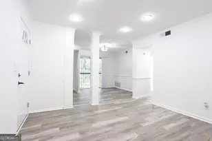 3232 Abbeywood Dr, Decatur, GA 30034 - Photo 9
