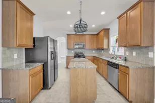 816 Kaitlyn Dr, Loganville, GA 30052 - Photo 35