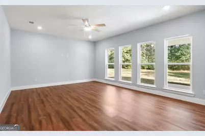 220 Skinner Avenue N, Pooler, GA 31322 - Photo 9