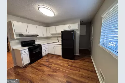 8117 Attleboro Drive, Jonesboro, GA 30238 - Photo 5