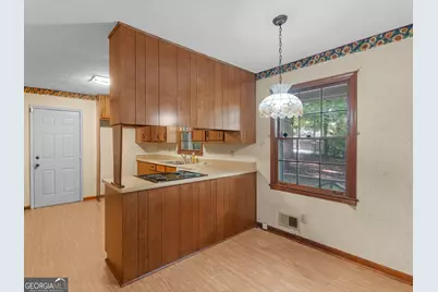 8294 Winston Way, Jonesboro, GA 30236 - Photo 13