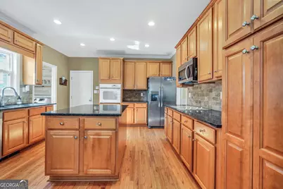 107 Crown Springs Drive, McDonough, GA 30252 - Photo 17