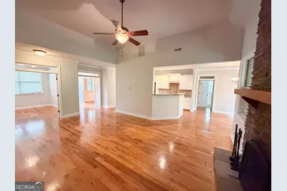 212 Westwind Drive, Newnan, GA 30263 - Photo 9