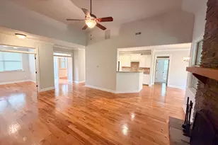 212 Westwind Dr, Newnan, GA 30263 - Photo 9