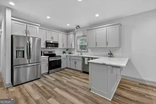 158 N Deborah Cir, Jesup, GA 31546 - Photo 7