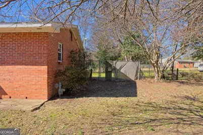 3861 Desoto Drive, Macon, GA 31206 - Photo 5