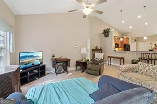 1502 Commonwealth Cir, Newnan, GA 30263 - Photo 9