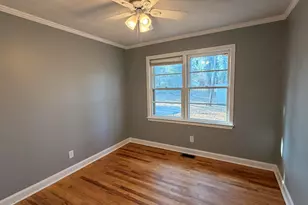 224 Rutland Cir, Lagrange, GA 30241 - Photo 13