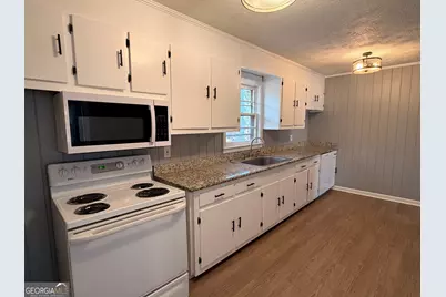 224 Rutland Circle, Lagrange, GA 30241 - Photo 7