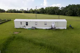 1054 Penny Morris, Baxley, GA 31513 - Photo 9