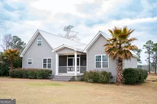765 Max Deen Dr, Baxley, GA 31513 - Photo 1