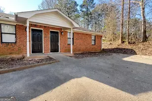 271 E Wright St, Winder, GA 30680 - Photo 1