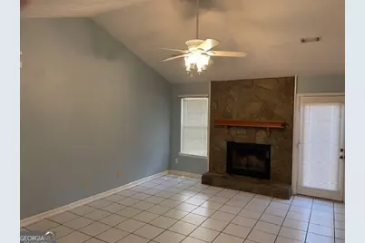 290 Monmouth Drive, Fayetteville, GA 30214 - Photo 5