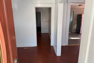 86 Luckie St, Lavonia, GA 30553 - Photo 5