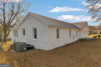 86 Luckie Street, Lavonia, GA 30553 - Photo 29