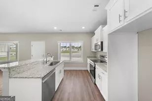 135 Avalon Trace, Statesboro, GA 30458 - Photo 9