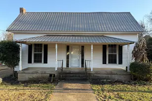 219 Elm St, Jefferson, GA 30549 - Photo 1