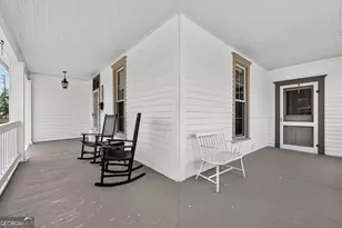 35 Combs St, Locust Grove, GA 30248 - Photo 5