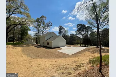 407 Barnetts Bridge Road, Jackson, GA 30233 - Photo 11