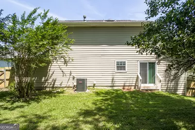 5883 Old Wellborn Trace, Lithonia, GA 30058 - Photo 15