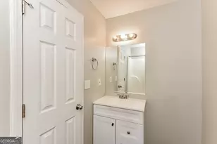 5963 Sherwood Trace, Lithonia, GA 30038 - Photo 9