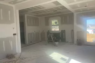 1026 N 6th Ave, Lanett, AL 36863 - Photo 5