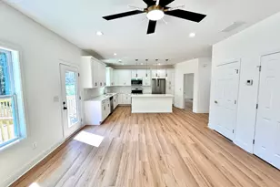 204 Custer Cir, Griffin, GA 30223 - Photo 7