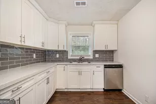 2087 Austin Dr, Decatur, GA 30032 - Photo 9