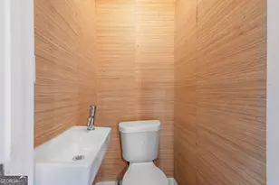 152 1st St SW, Atlanta, GA 30314 - Photo 9