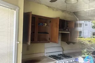 9460 Cypress Ln, Jonesboro, GA 30238 - Photo 3