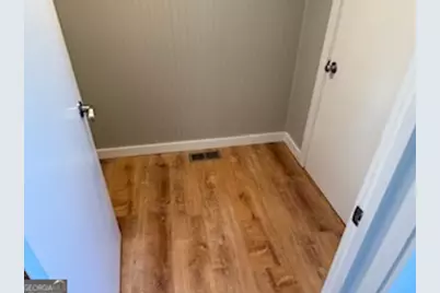 221 N Forest Avenue, Hartwell, GA 30643 - Photo 9