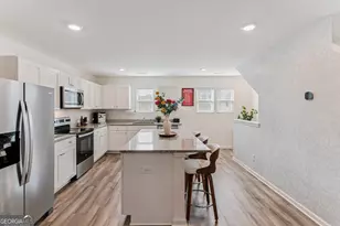 129 Mohr Clb Dr, Darien, GA 31305 - Photo 11