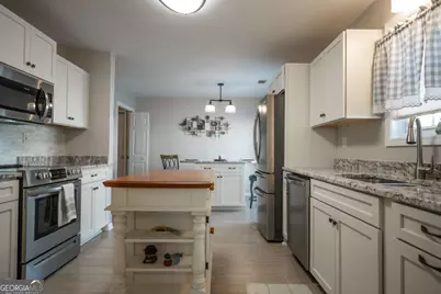 285 Bedford Drive, Athens, GA 30606 - Photo 11