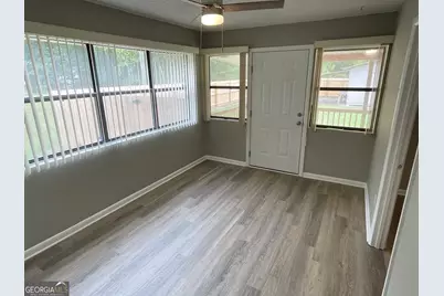 574 Charles Street, Saint Marys, GA 31558 - Photo 9