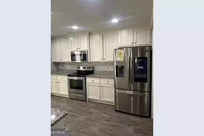 149 Peak Court, Winder, GA 30680 - Photo 3