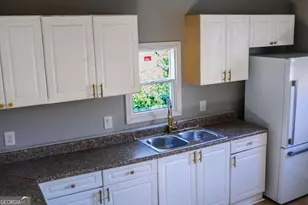 1195 Lawton Dr, Macon, GA 31201 - Photo 11
