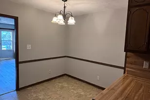 1048 NW Green Valley Dr, Conyers, GA 30012 - Photo 3