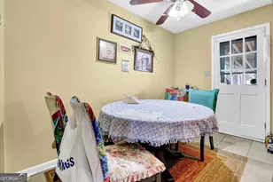 869 Falcon Crest Dr, Lawrenceville, GA 30043 - Photo 9